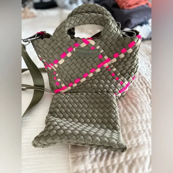Parker & Hyde Woven Handbag - NWOT - Picture 1 of 2
